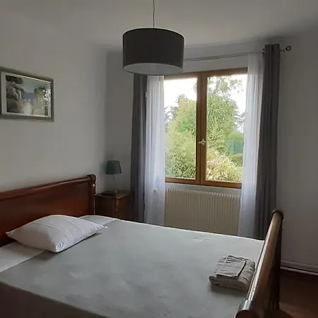 Homestay Pavillon De Diane, Le Malesherbois