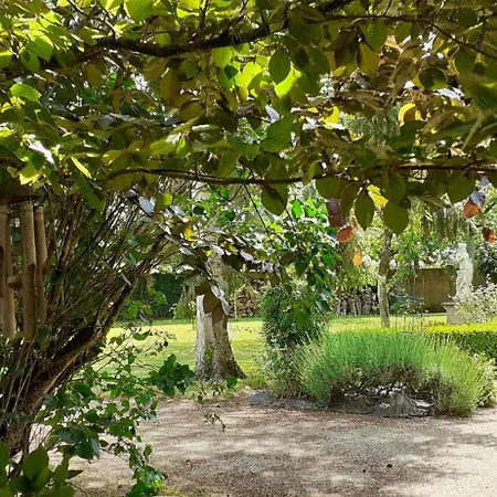 Homestay Pavillon De Diane, Le Malesherbois *